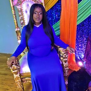 Meet your Posher, Latavia